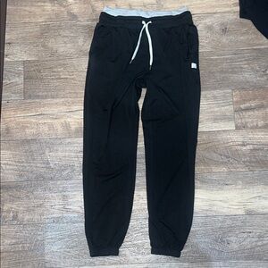 Vuori joggers